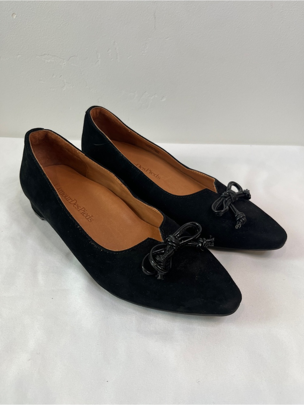 L'Amour Des Pieds Belizon Black Suede Pointed Toe Bow Ballet Flats Womens 6.5M